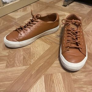 Universal Thread Women's Paige Sneakers